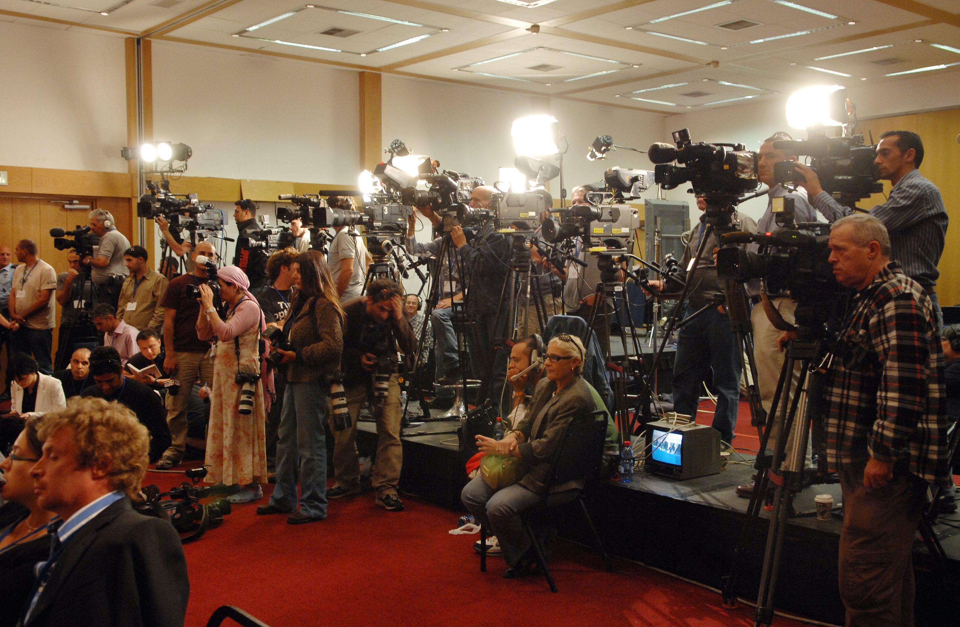 PRESS