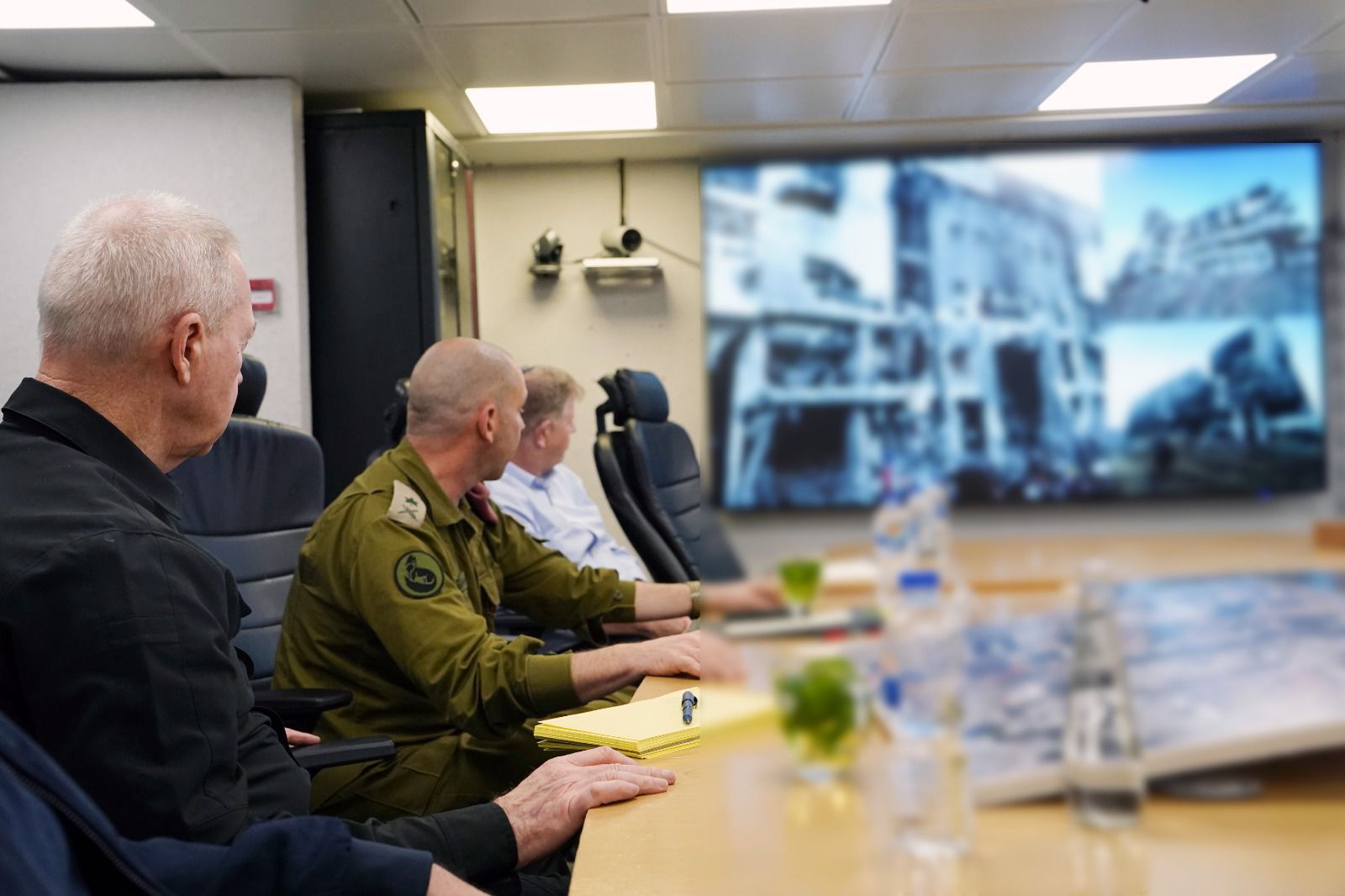שר הביטחון יואב גלנט בהערכת מצב בפיקוד הדרום |