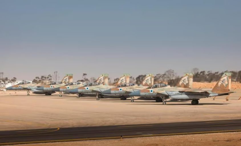 Israeli Air Force jets prepare for attack in Yemen |