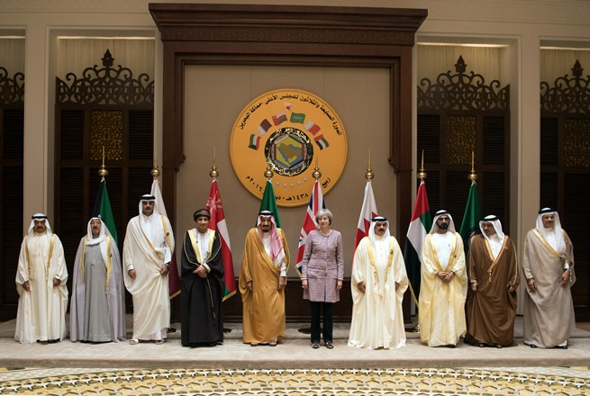 Prime Minister May with Gulf leaders during the Gulf Cooperation Council at Manama, December 7, 2016 (Photo by Carl Court/Getty Images)