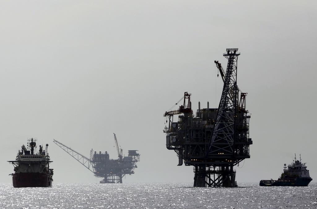 An Israeli gas platform is seen in the Mediterranean sea, some 24 km west of Israel's port city of Ashdod. February 25, 2013.