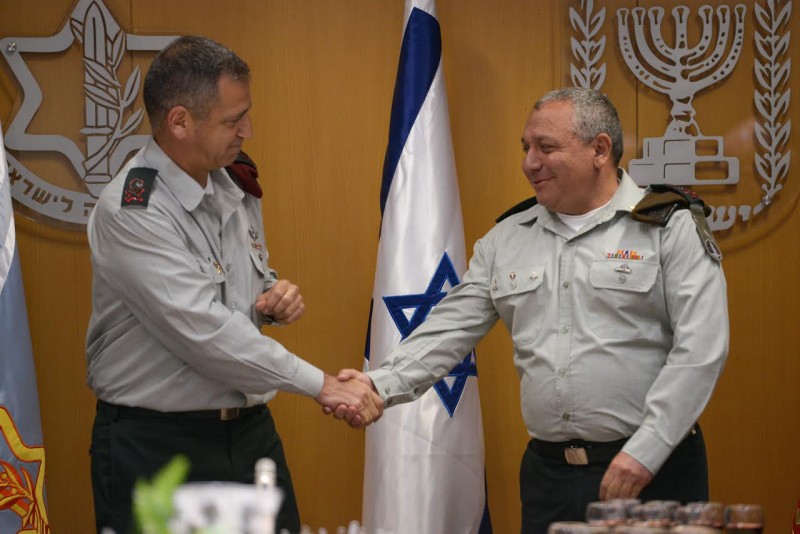Lieutenant General Gadi Eizenkot and General Aviv Kochavi. Tel Aviv, May 21 2017.