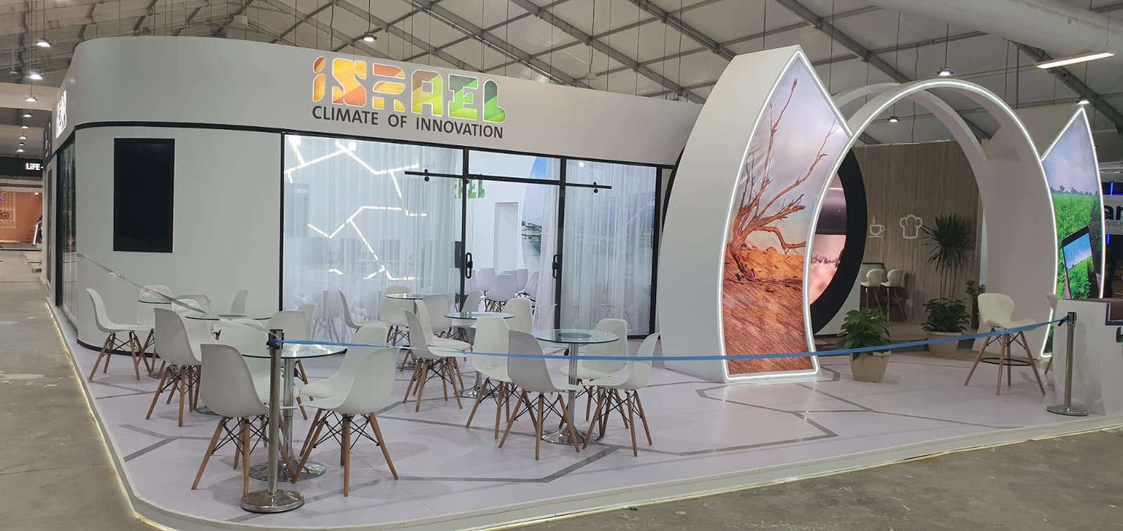 The global focus on climate change was reflected in the unprecedented participation of almost 50,000 people in COP27. The Israeli booth at COP27, Sharm el-Sheikh